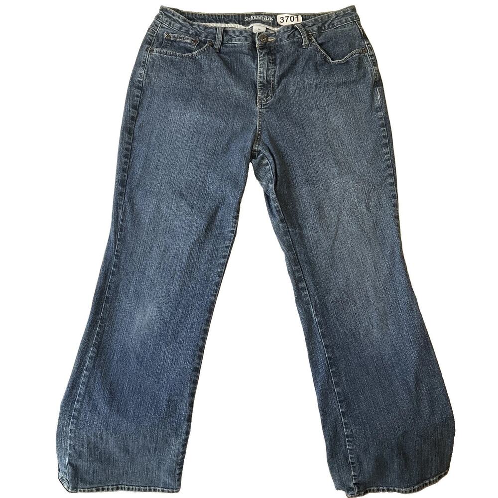 St. John's Bay Women Jeans 14P Blue Denim Classic Button 29" Inseam & 33” Waist